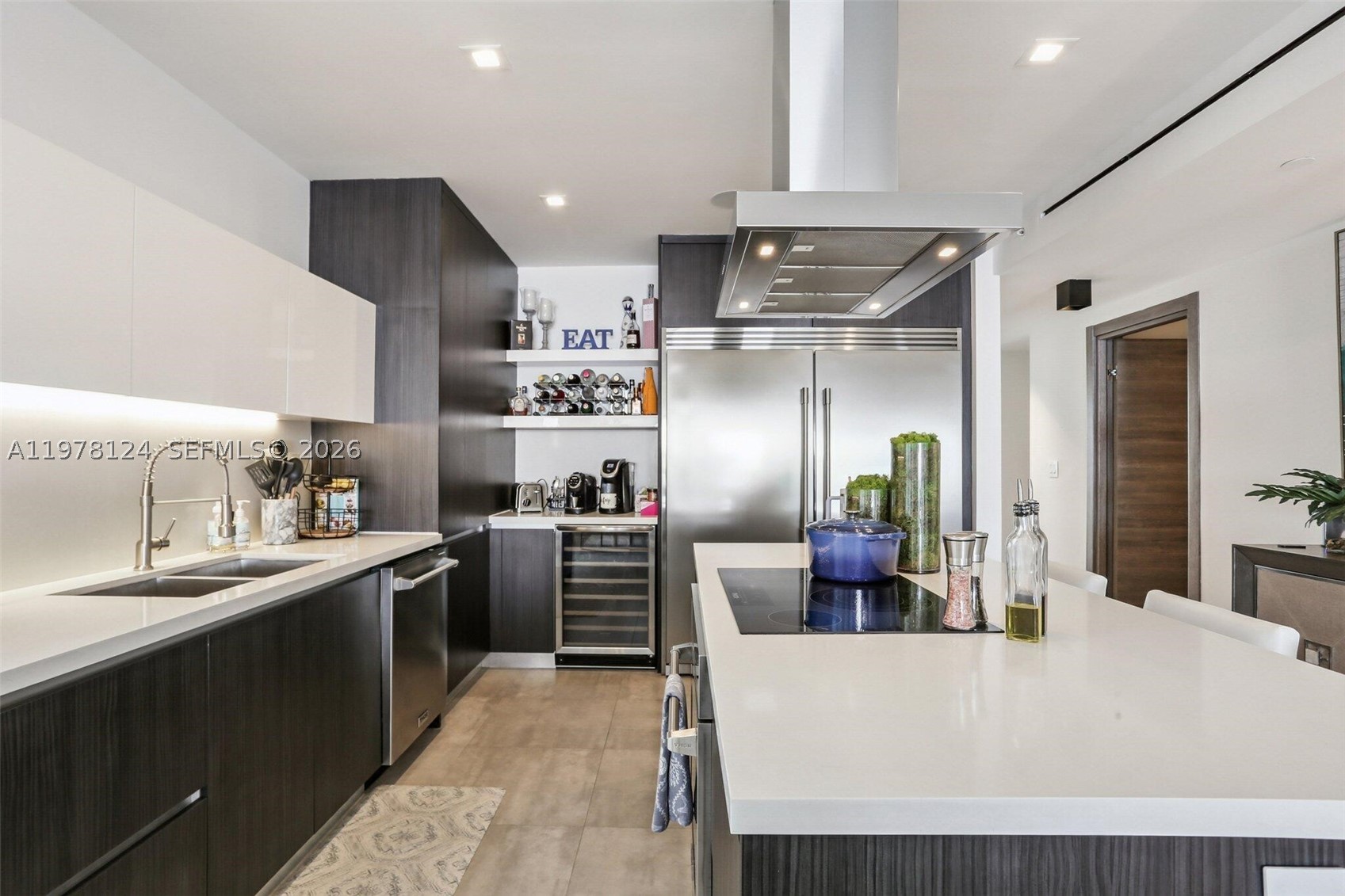 ISLE OF NORMANDY MIAMI VI - Residential