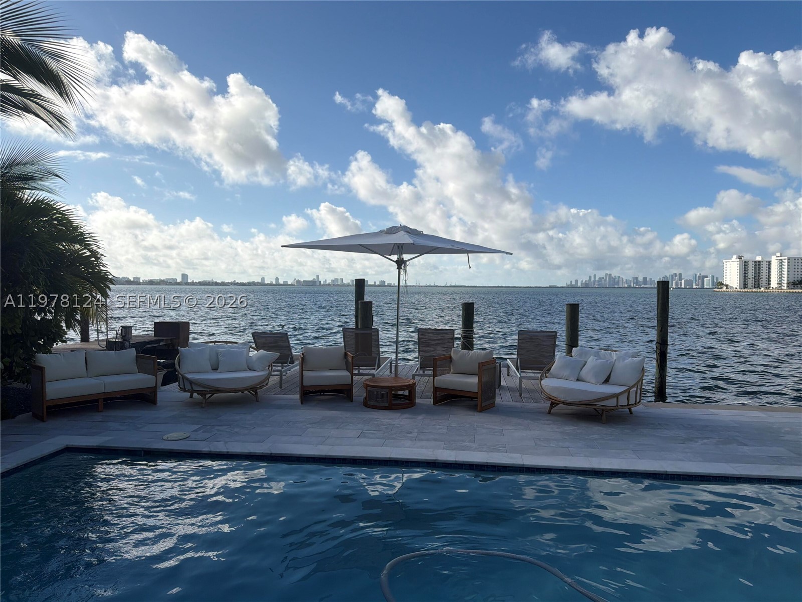 ISLE OF NORMANDY MIAMI VI - Residential