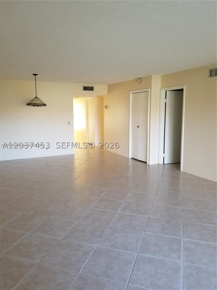 RACQUET CLUB APTS AT BONA - Residential Lease