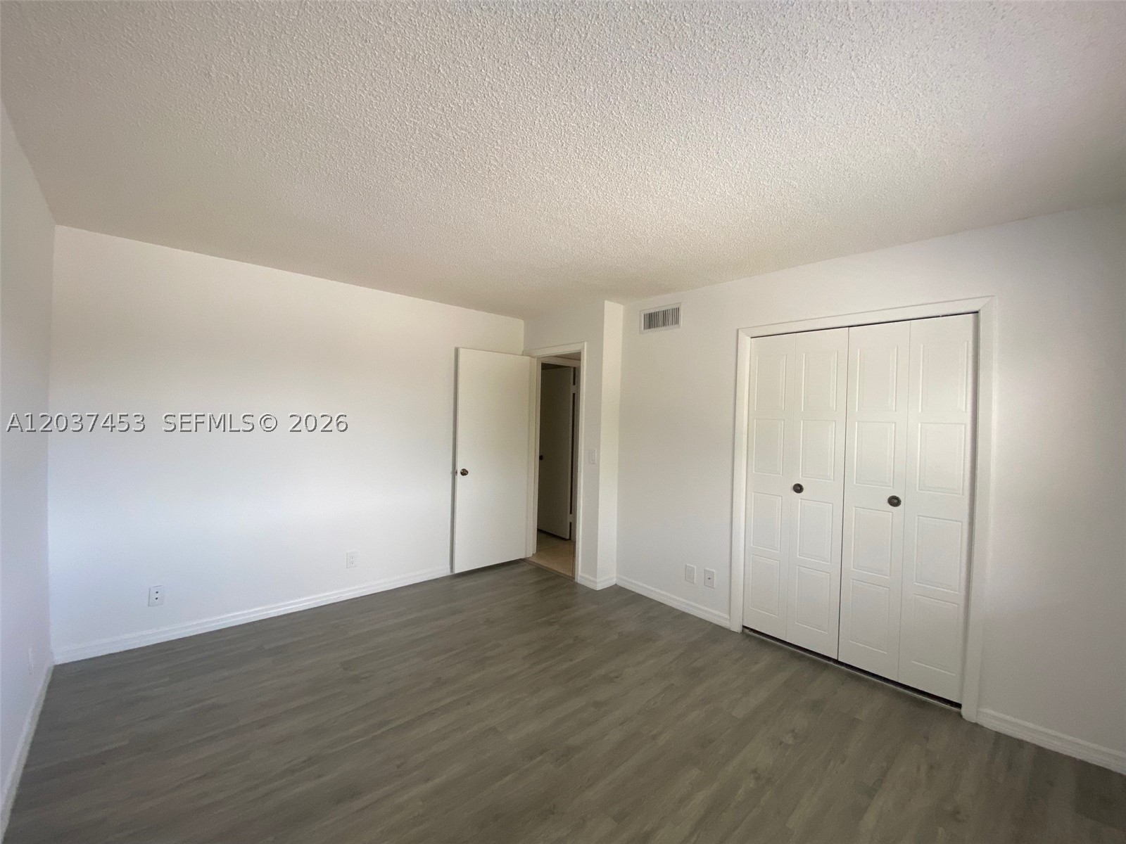RACQUET CLUB APTS AT BONA - Residential Lease