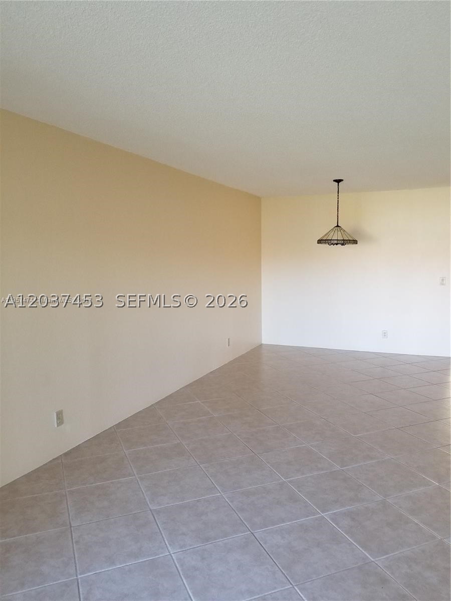 RACQUET CLUB APTS AT BONA - Residential Lease