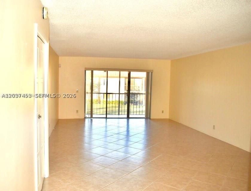 RACQUET CLUB APTS AT BONA - Residential Lease