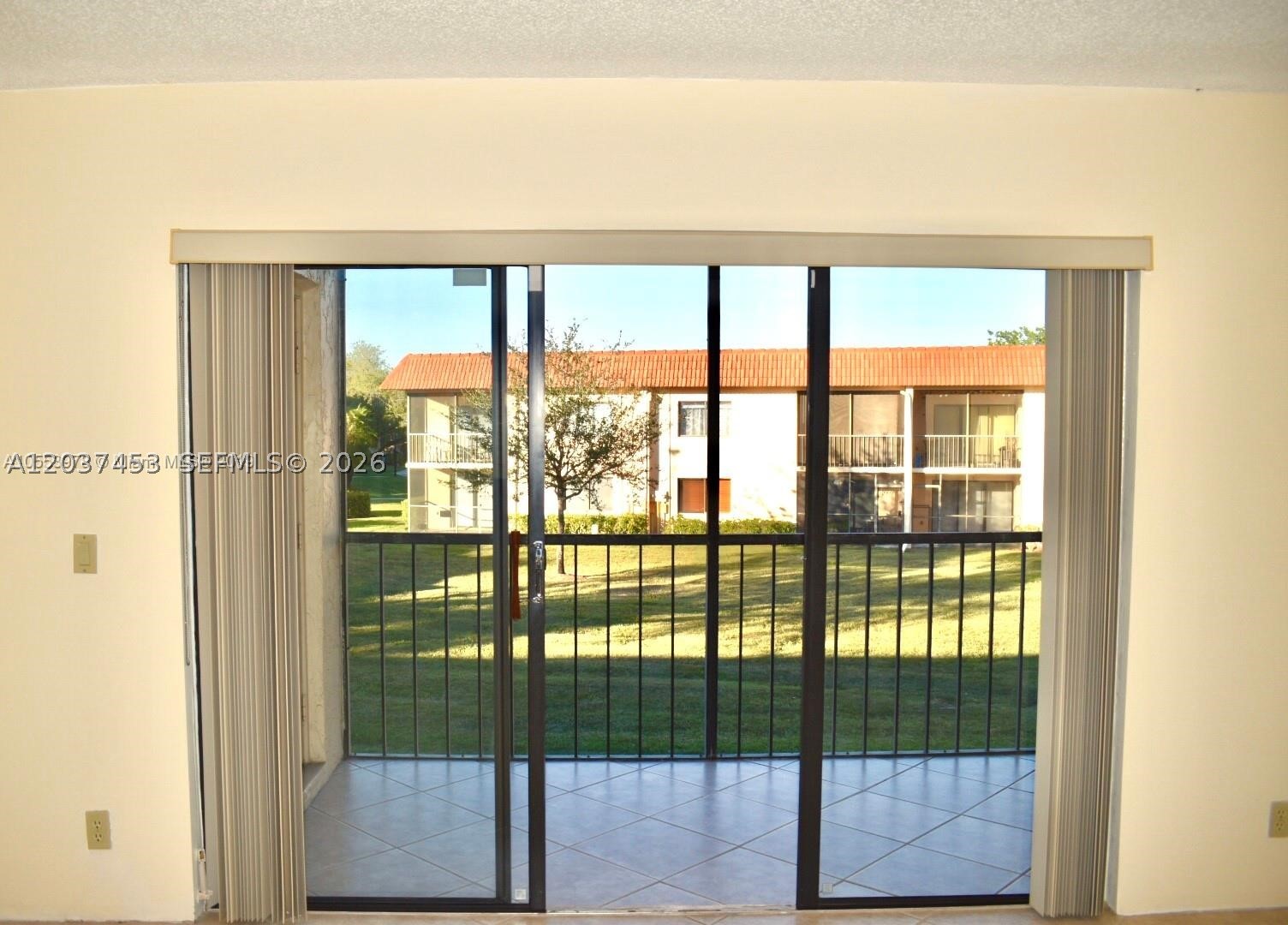 RACQUET CLUB APTS AT BONA - Residential Lease