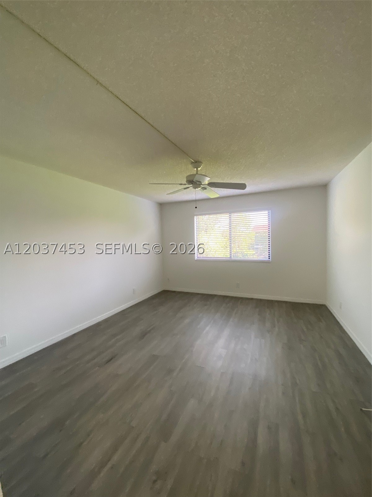 RACQUET CLUB APTS AT BONA - Residential Lease