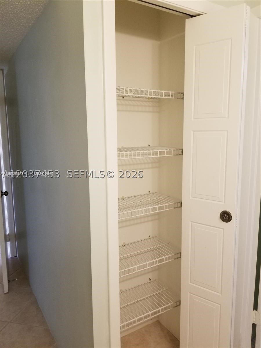 RACQUET CLUB APTS AT BONA - Residential Lease