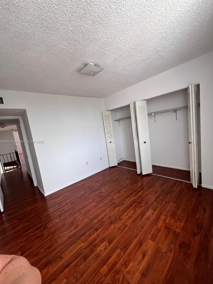 MANGO HILL CONDO #8 - Residential Lease