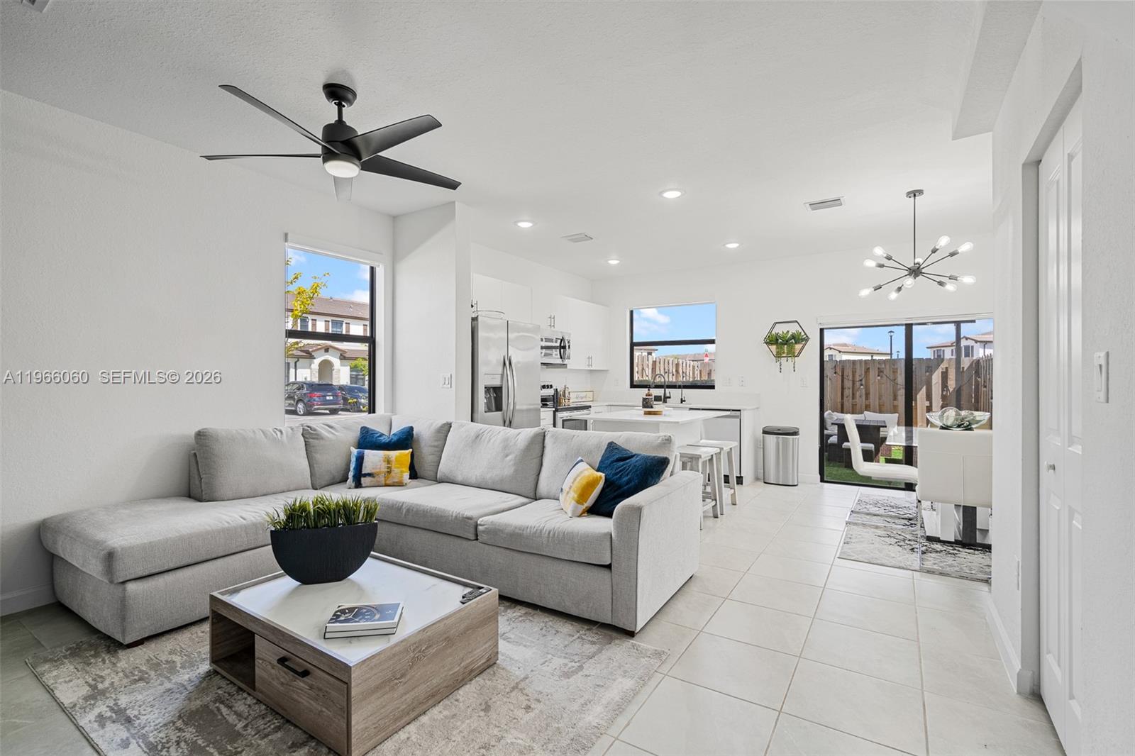 ENCLAVE SOUTH PHASE 2 - Residential