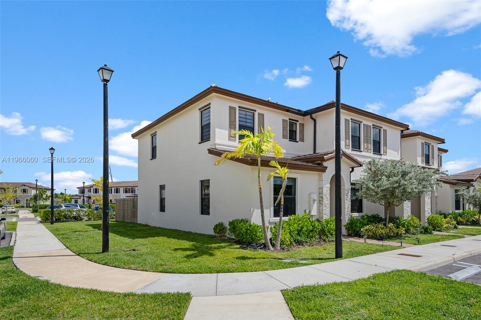 ENCLAVE SOUTH PHASE 2 - Residential