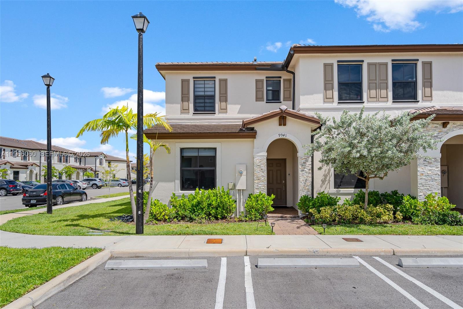 ENCLAVE SOUTH PHASE 2 - Residential