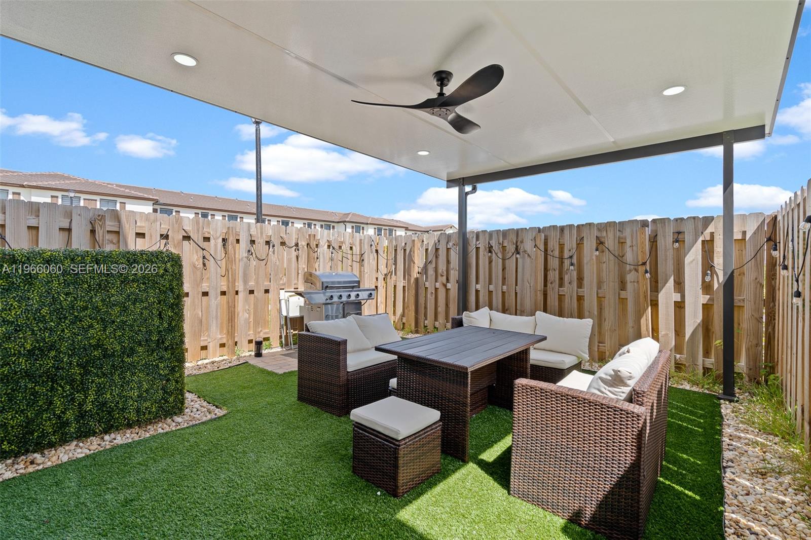 ENCLAVE SOUTH PHASE 2 - Residential