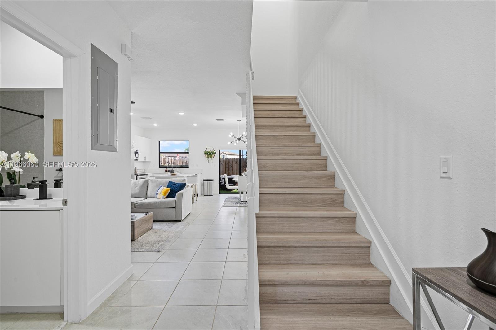 ENCLAVE SOUTH PHASE 2 - Residential