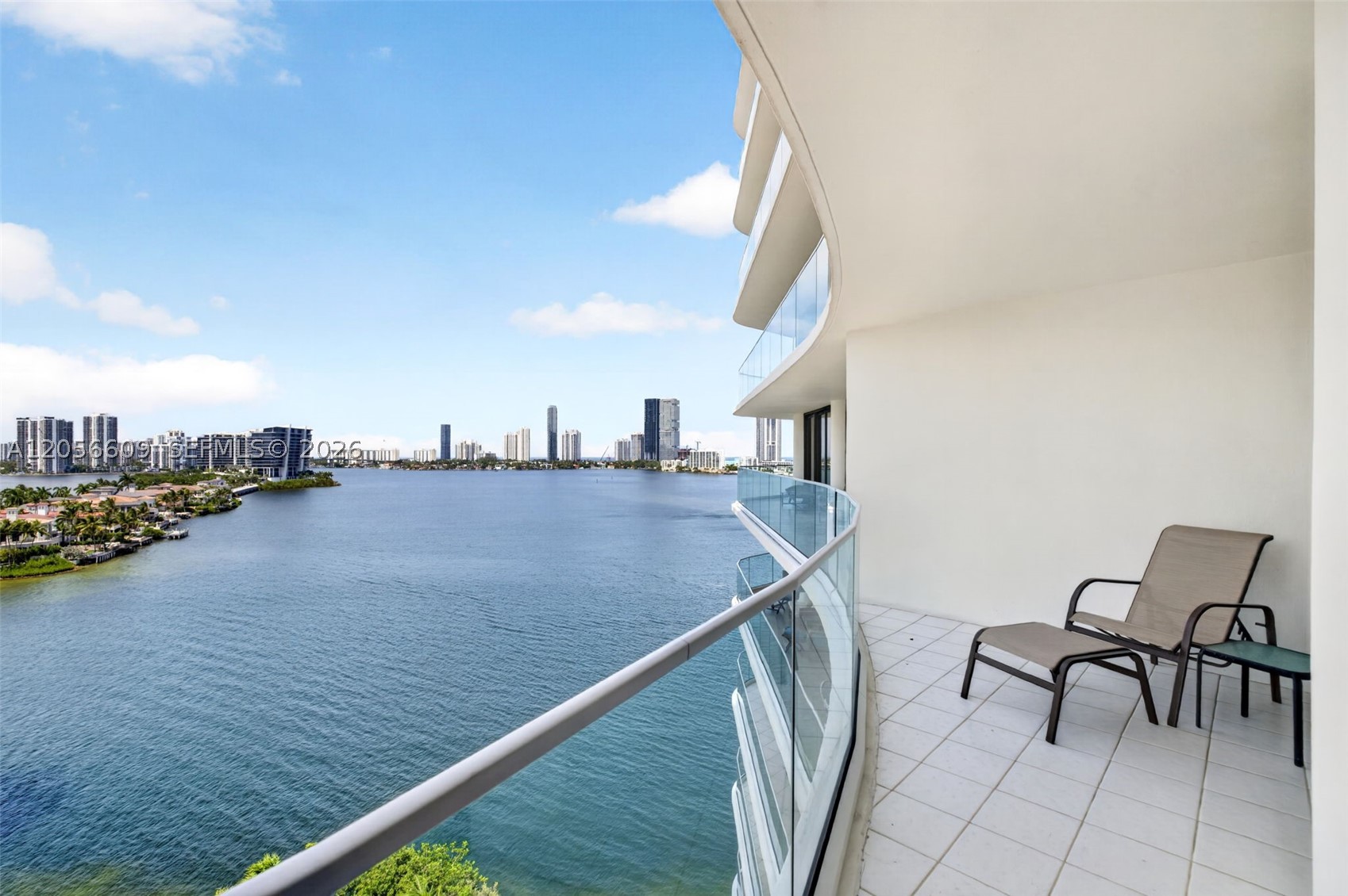 2800 ISL BLVD WILLIAMS IS - Residential