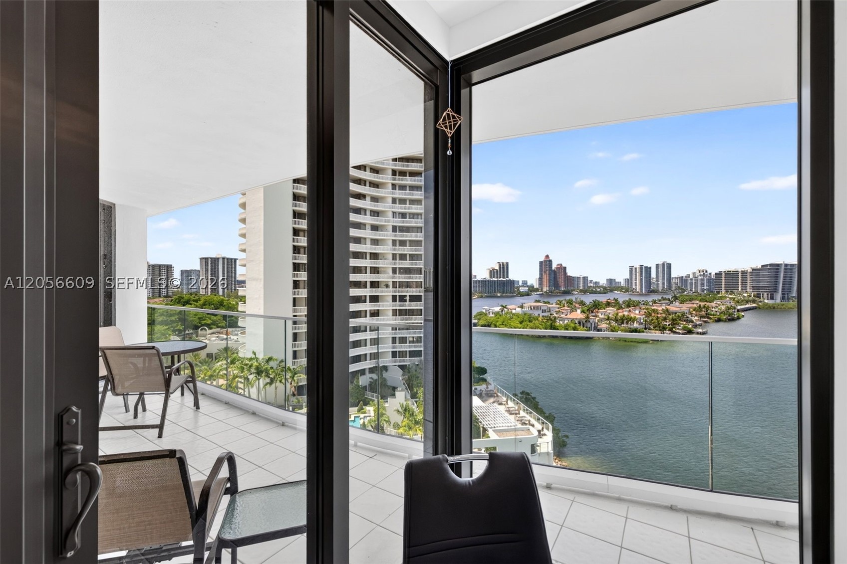 2800 ISL BLVD WILLIAMS IS - Residential