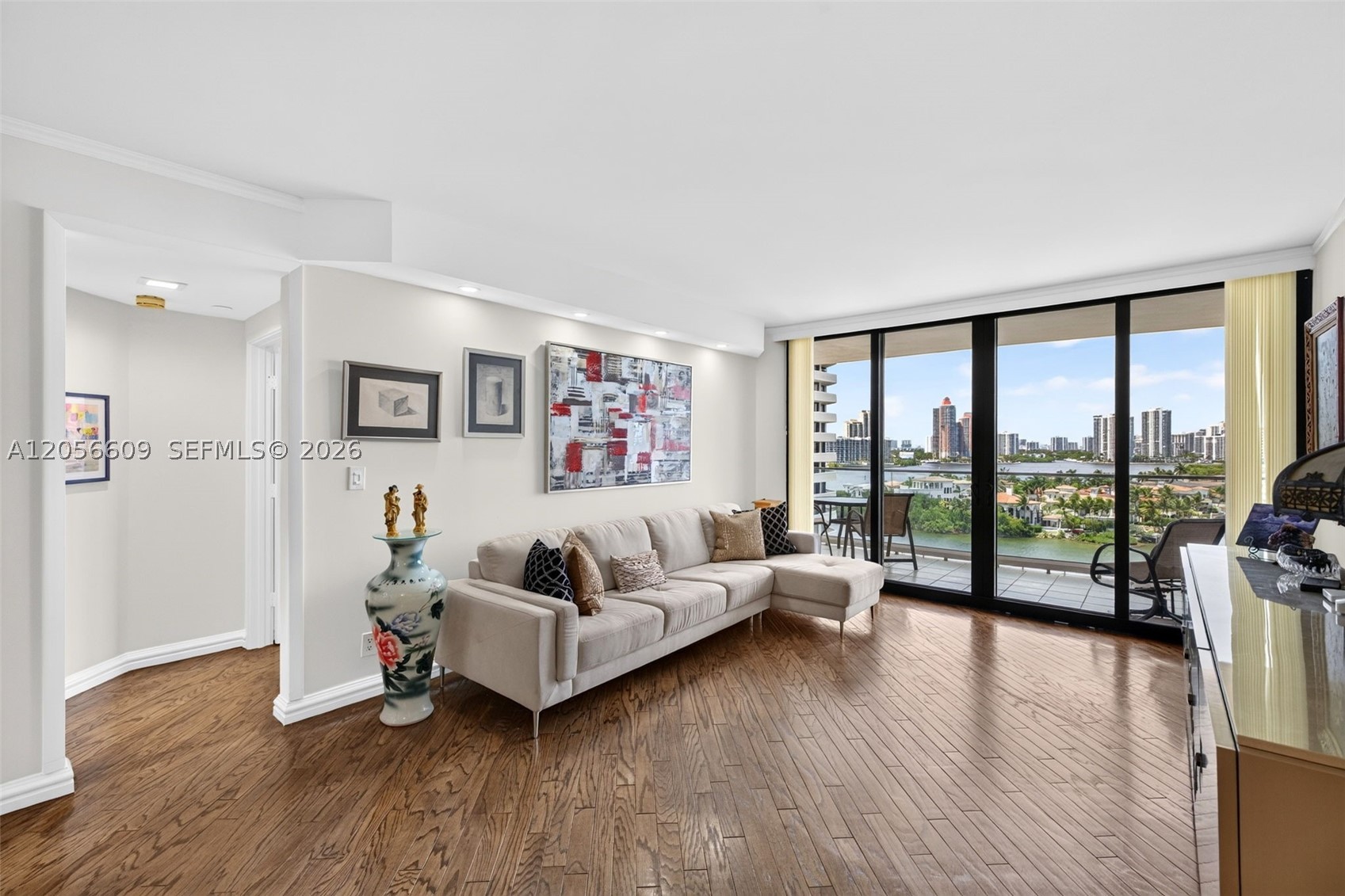 2800 ISL BLVD WILLIAMS IS - Residential