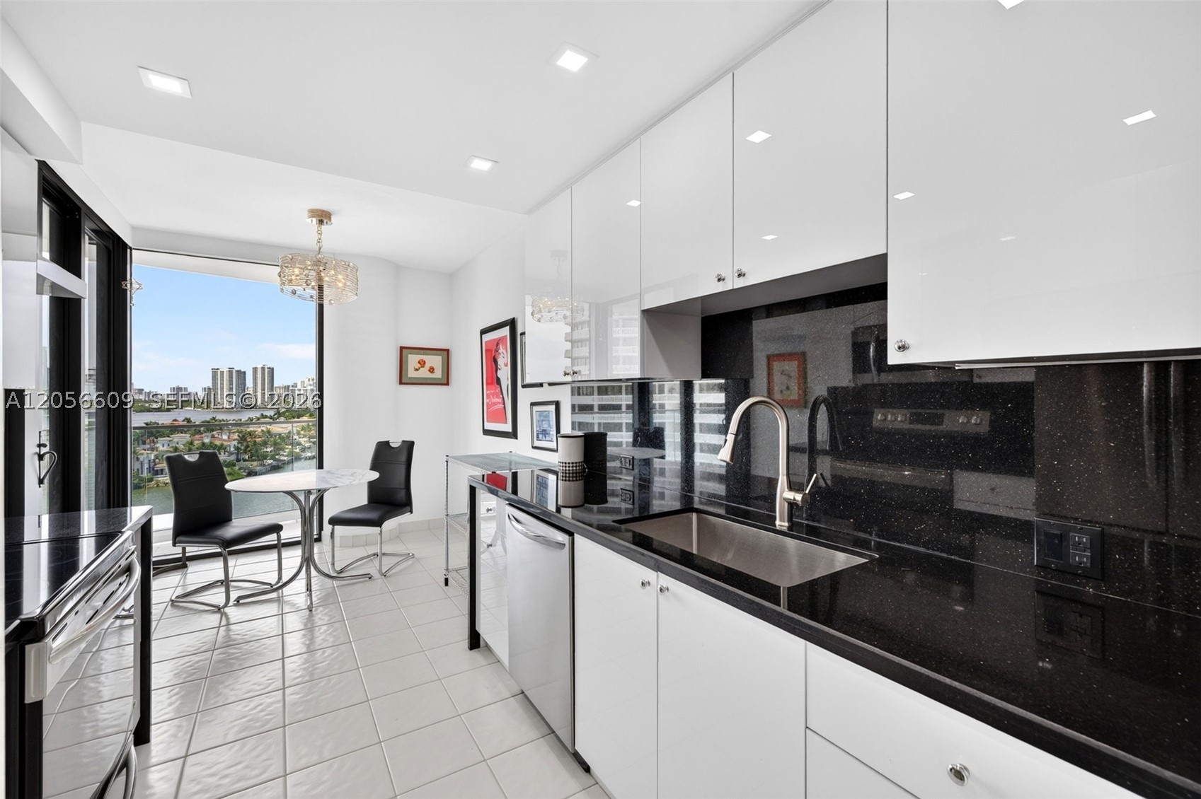 2800 ISL BLVD WILLIAMS IS - Residential