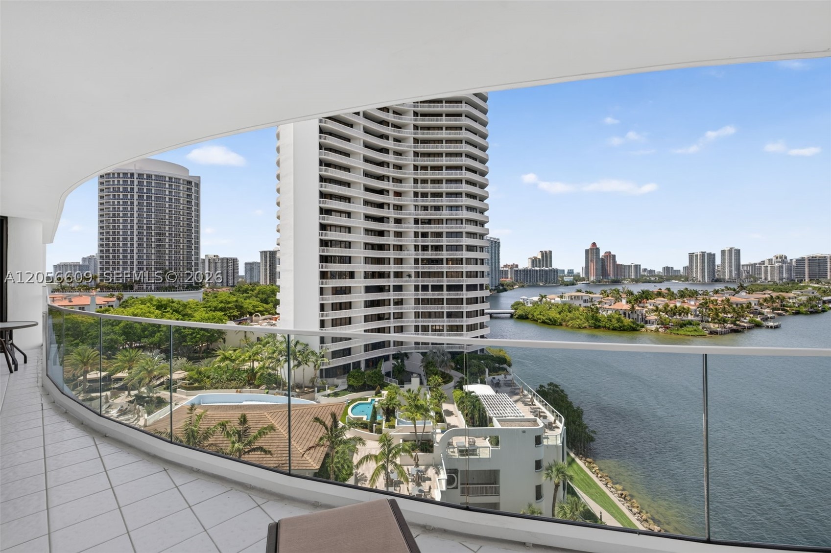 2800 ISL BLVD WILLIAMS IS - Residential