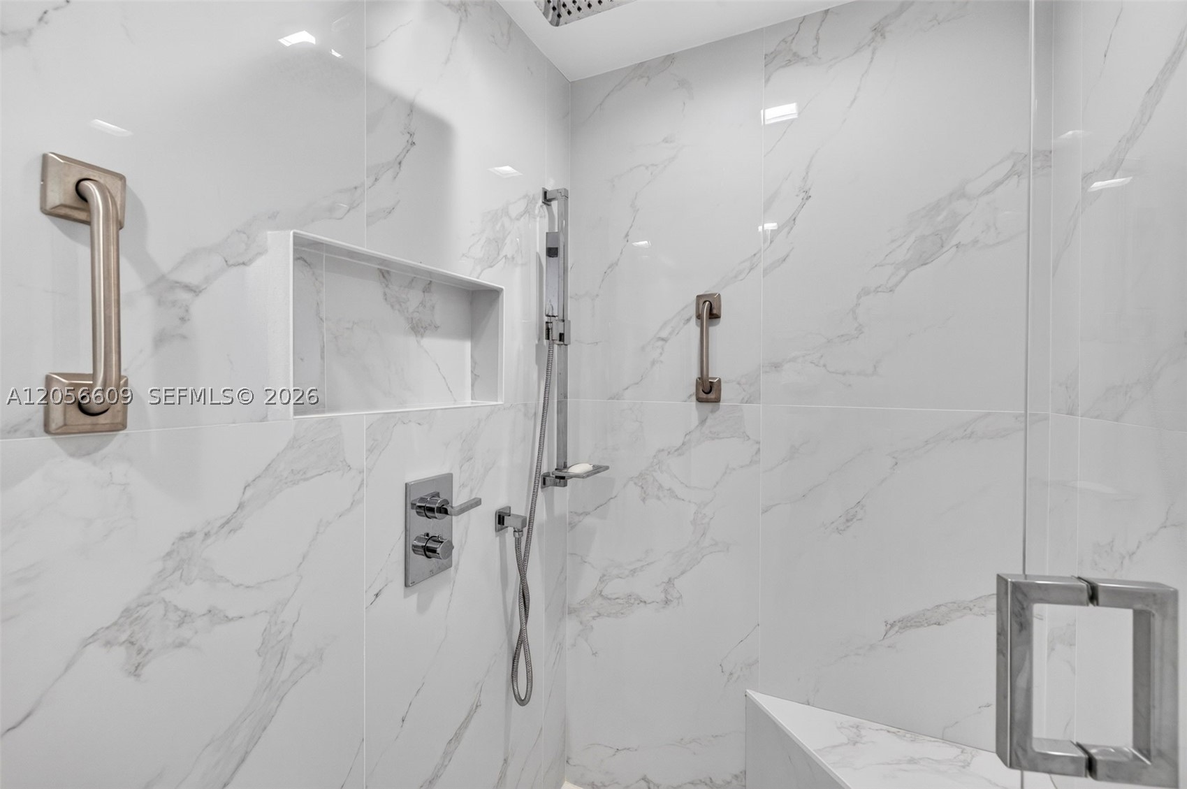 2800 ISL BLVD WILLIAMS IS - Residential