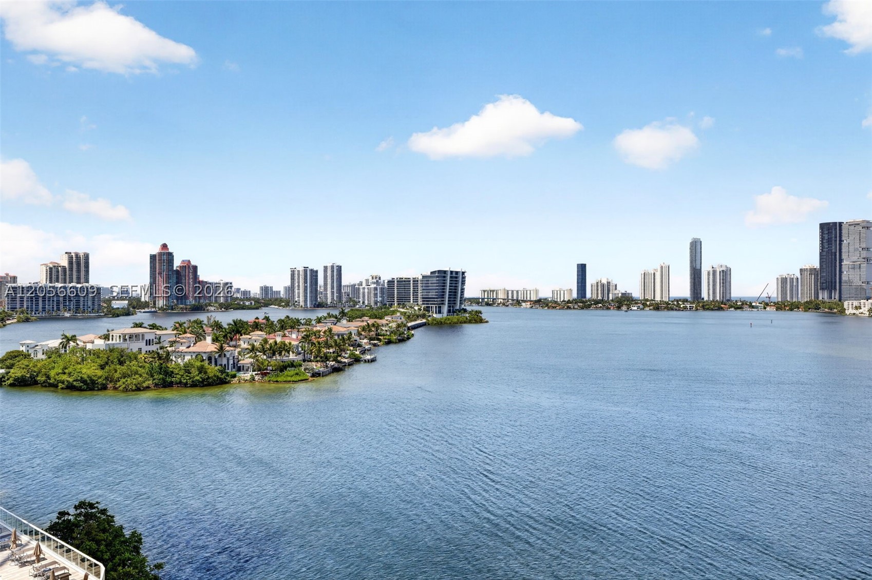 2800 ISL BLVD WILLIAMS IS - Residential