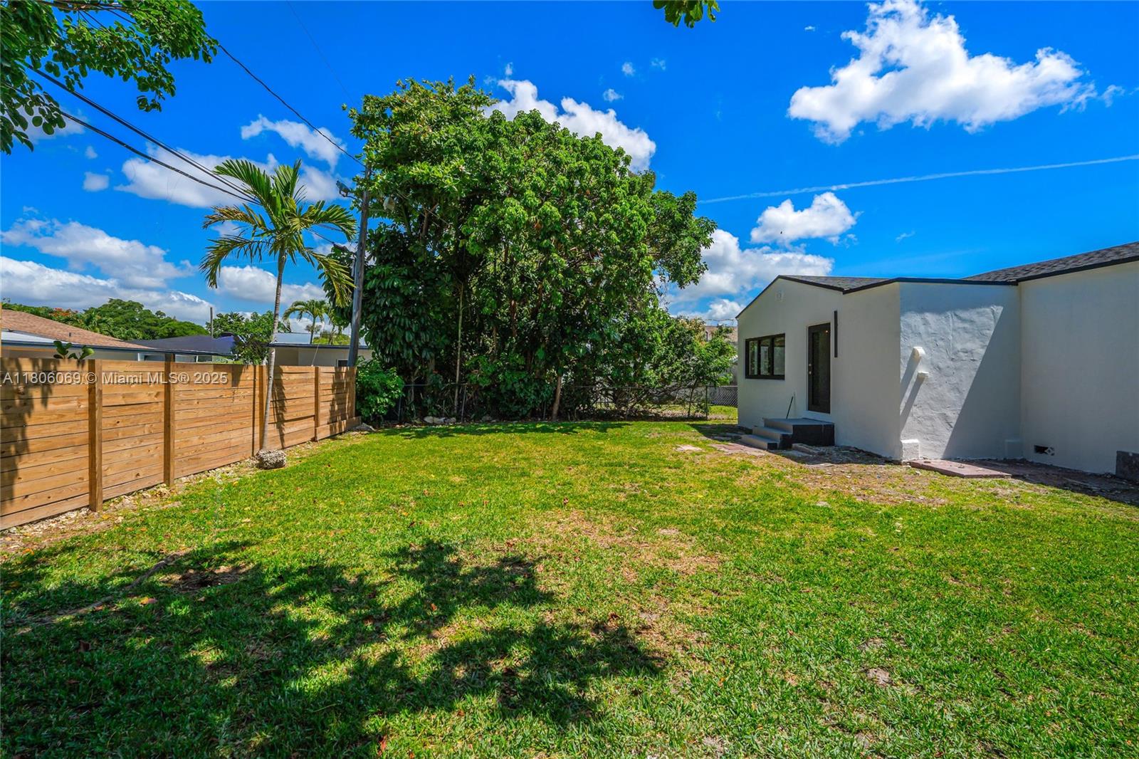 DURHAM VILLAGE - Residential Lease