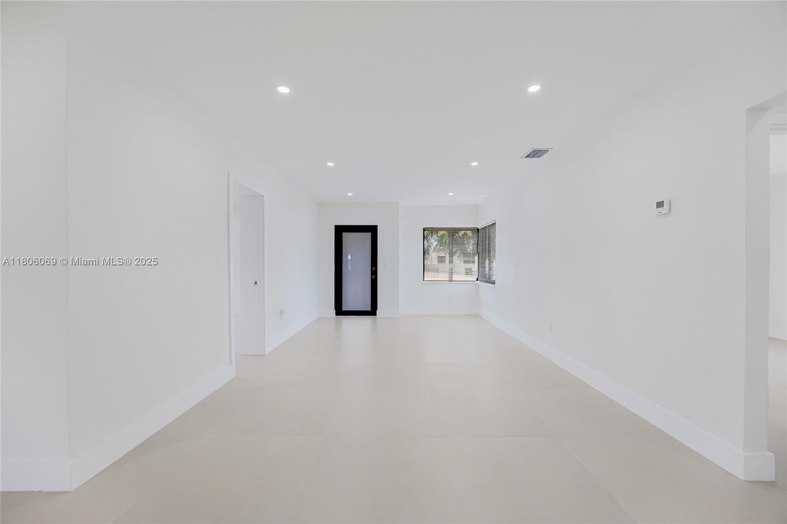 DURHAM VILLAGE - Residential Lease