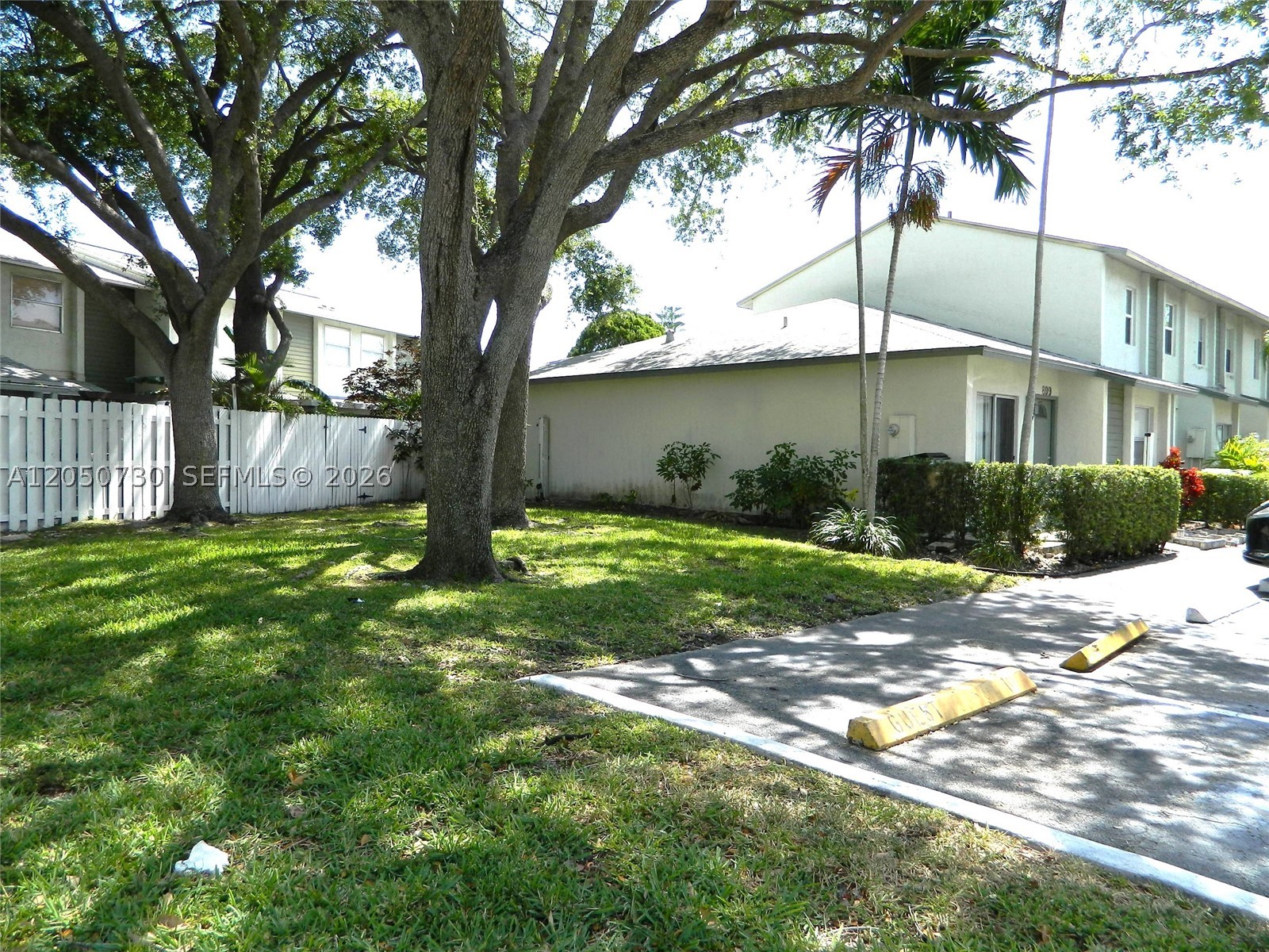 All ages community! Nice 2/2 CORNER Villa end unit w/ spacious Fenced back patio. Tiled floors throughout with
full size Washer & Dryer inside the unit. TWO assigned parking spaces and guest spaces right in front. Very
conveniently located at the front of the complex. There is an Eat In kitchen & Dining room area. Complex has pool and clubroom w/ guest parking. Guest must register their vehicles at all times. No Commercial Vehicles w/ racks or writing allowed. Complex does NOT have a minimum credit score req, but background is required and NO previous evictions. Pets are case by case basis under 35lbs per association so please inquire within. Agents, please read Broker Remarks. Quick Assoc. approval once all documents are provided within 2 weeks per Association. Nearby Quiet Waters Park, I95 and turnpike.  Tenants must obtain renters insurance prior to move in.  Owner looking for great tenants to occupy so schedule a showing today!