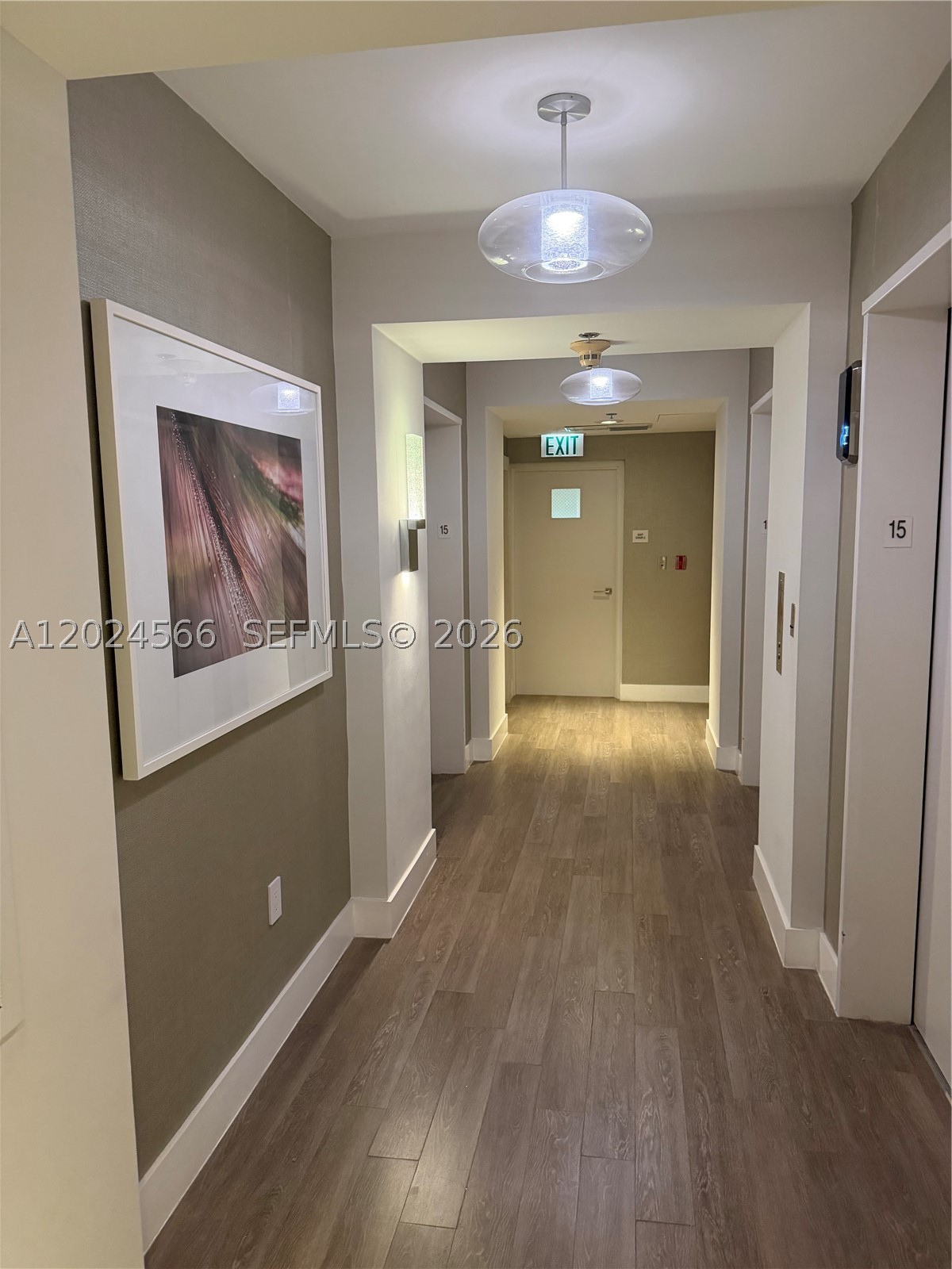 LA TOUR CONDO - Residential