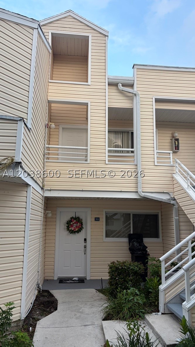This 1st floor, well maintained 2 bedroom, 2 bathroom condo offers breathtaking lake views and an desirable South Florida location only 5 miles from Fort Lauderdale beach with quick access to the Turnpike and I-95. Featuring soaring vaulted ceilings, this bright and spacious home & pet-friendly, gated community. Residents enjoy an impressive array of amenities, including a sparkling pool, fitness center and a scenic walking trail that winds around the lake. With ample parking and an easy approval process, this condo is ideal for both owner-occupants and investors seeking strong rental potential.