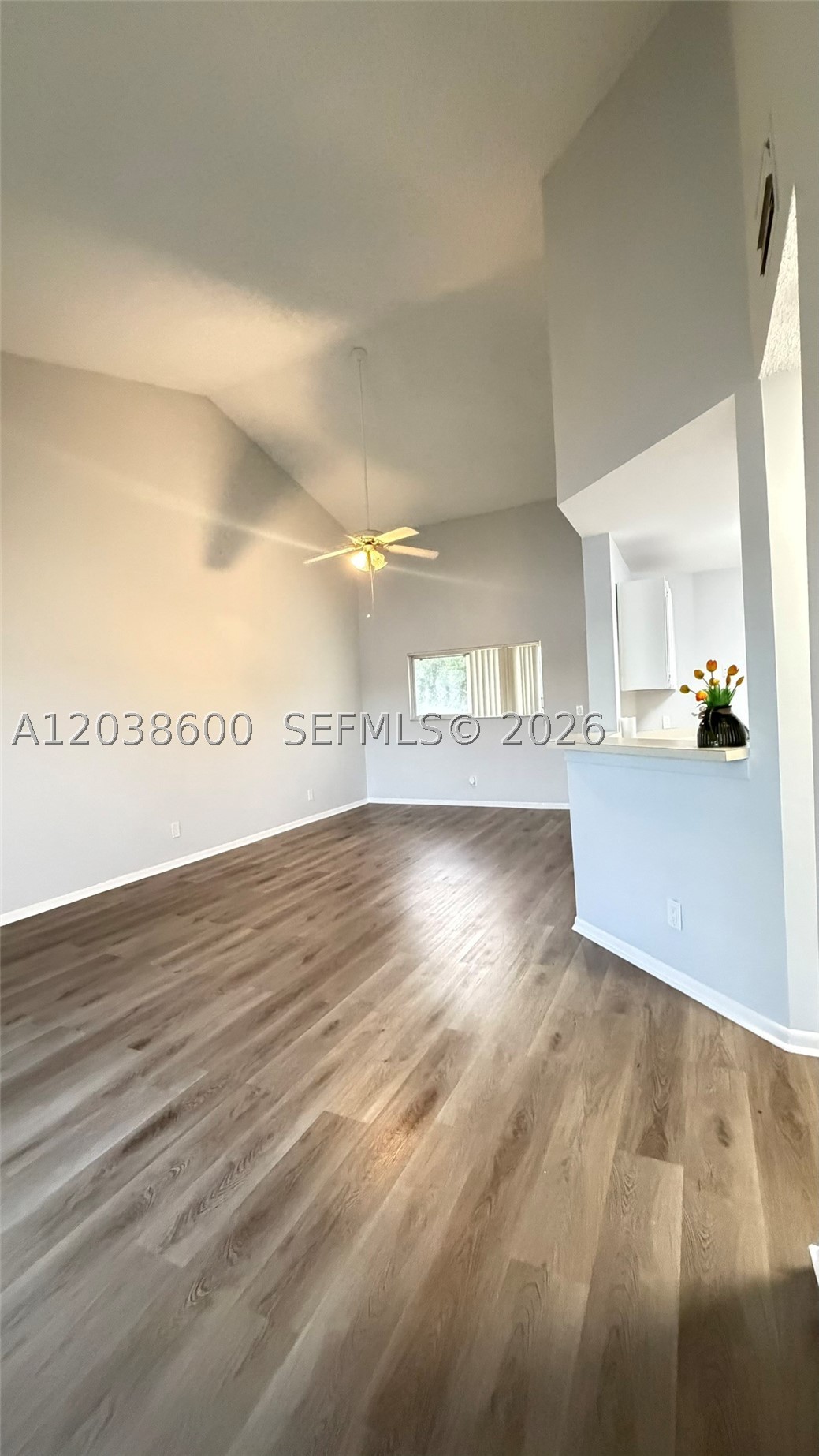 SUMMER LAKE CONDO - Residential