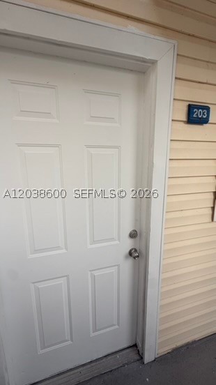 SUMMER LAKE CONDO - Residential