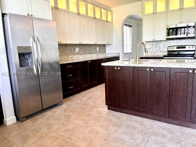 MANDARIN LAKES - Residential