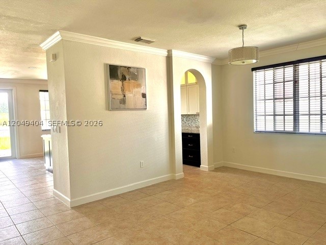 MANDARIN LAKES - Residential