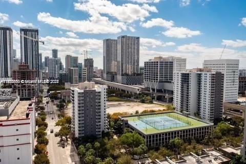 MADISON DOWNTOWN CONDO - Residential