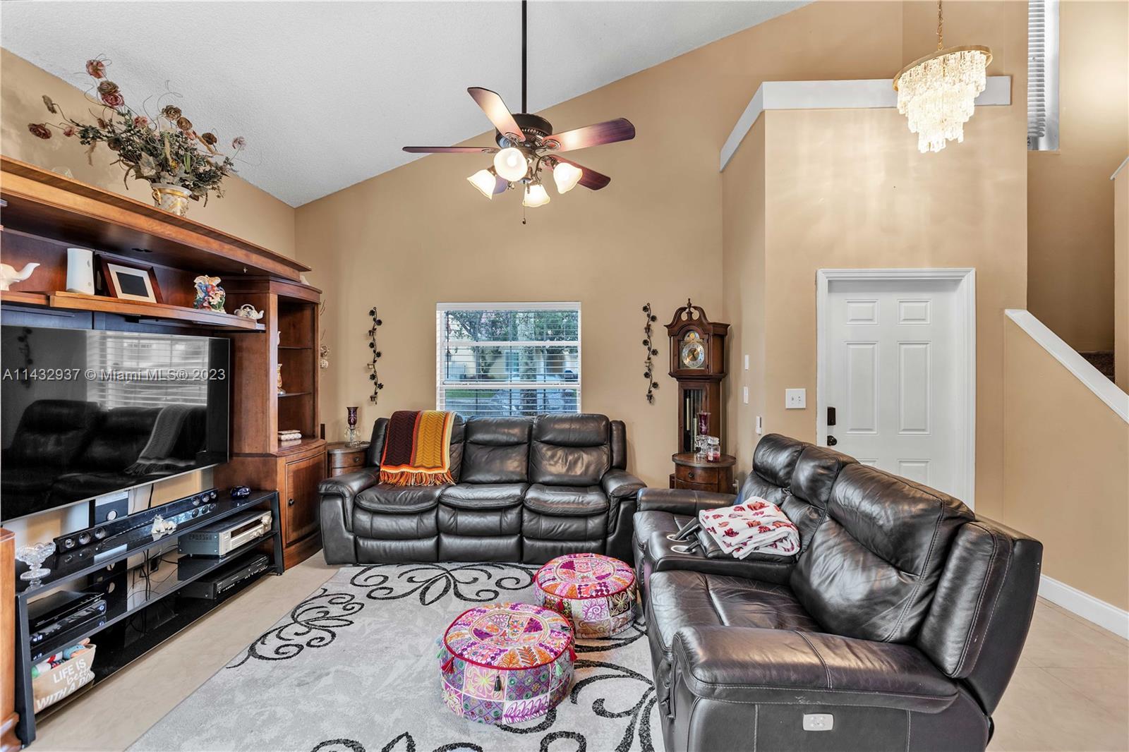 SAVANNAH PLAT 1 - Residential