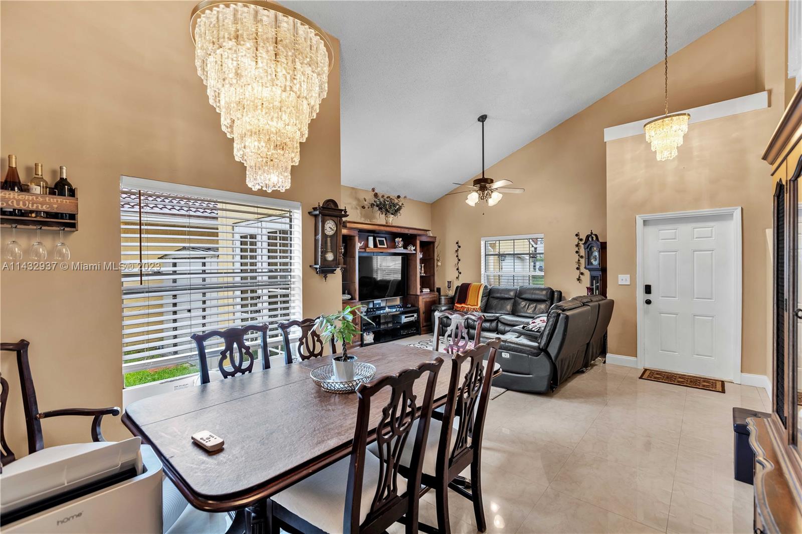 SAVANNAH PLAT 1 - Residential