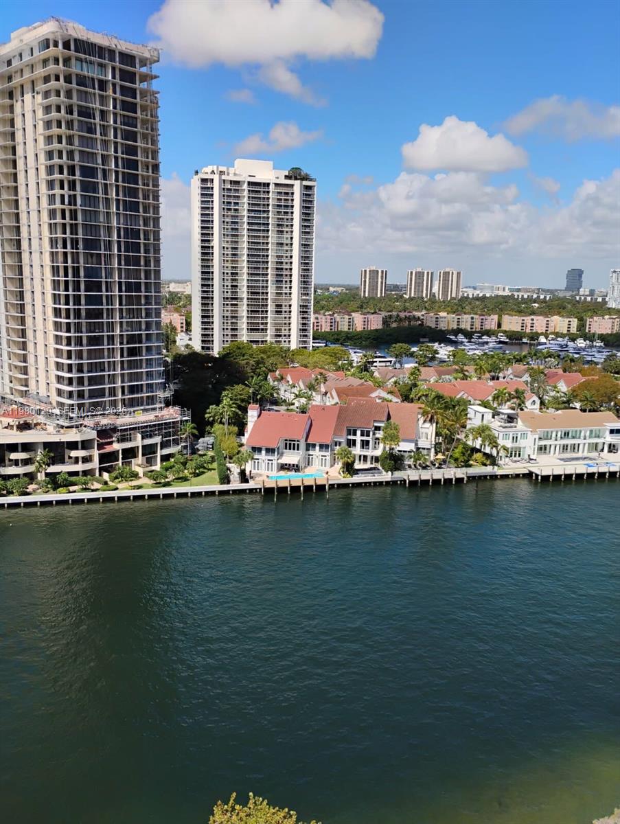OCEANVIEW BUILDING A COND - Residential