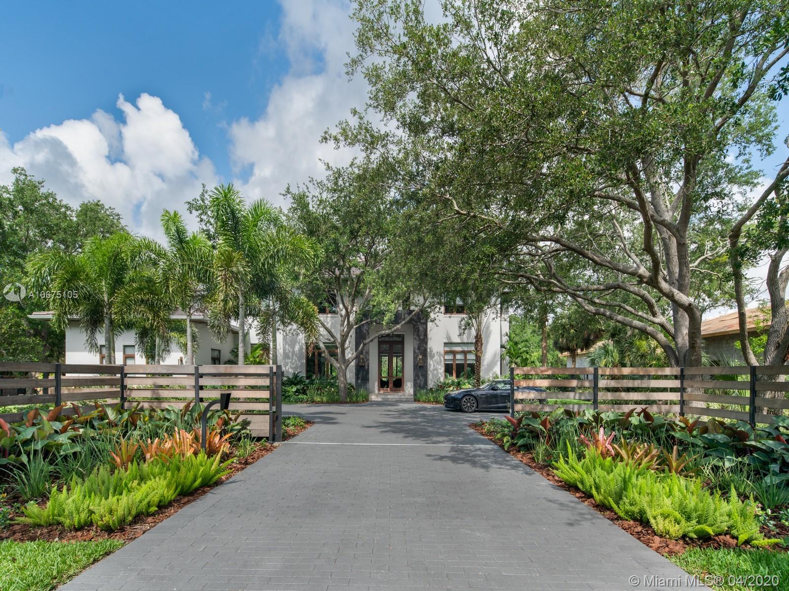 North Pinecrest - Residential