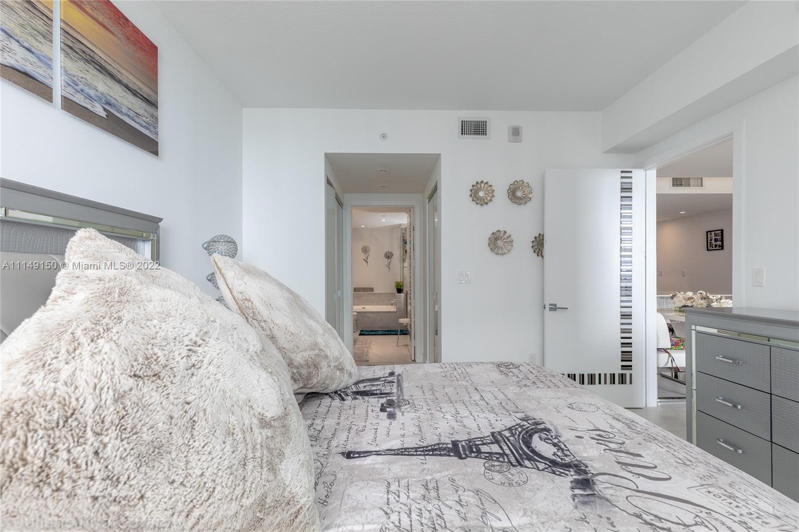 ARIA ON THE BAY CONDO - Residential Lease