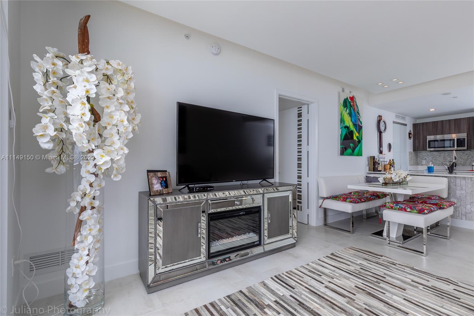ARIA ON THE BAY CONDO - Residential Lease