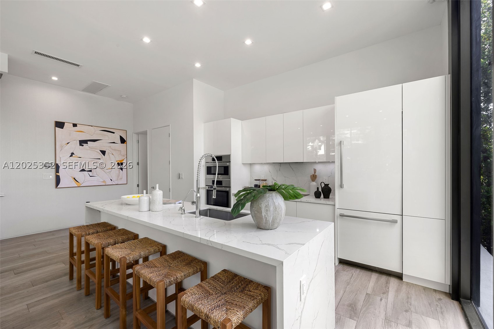 ALTON BEACH BAY FRONT RE- - Residential
