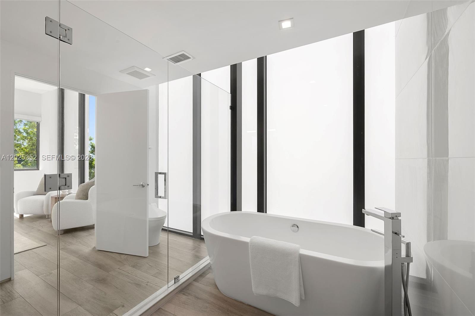 ALTON BEACH BAY FRONT RE- - Residential