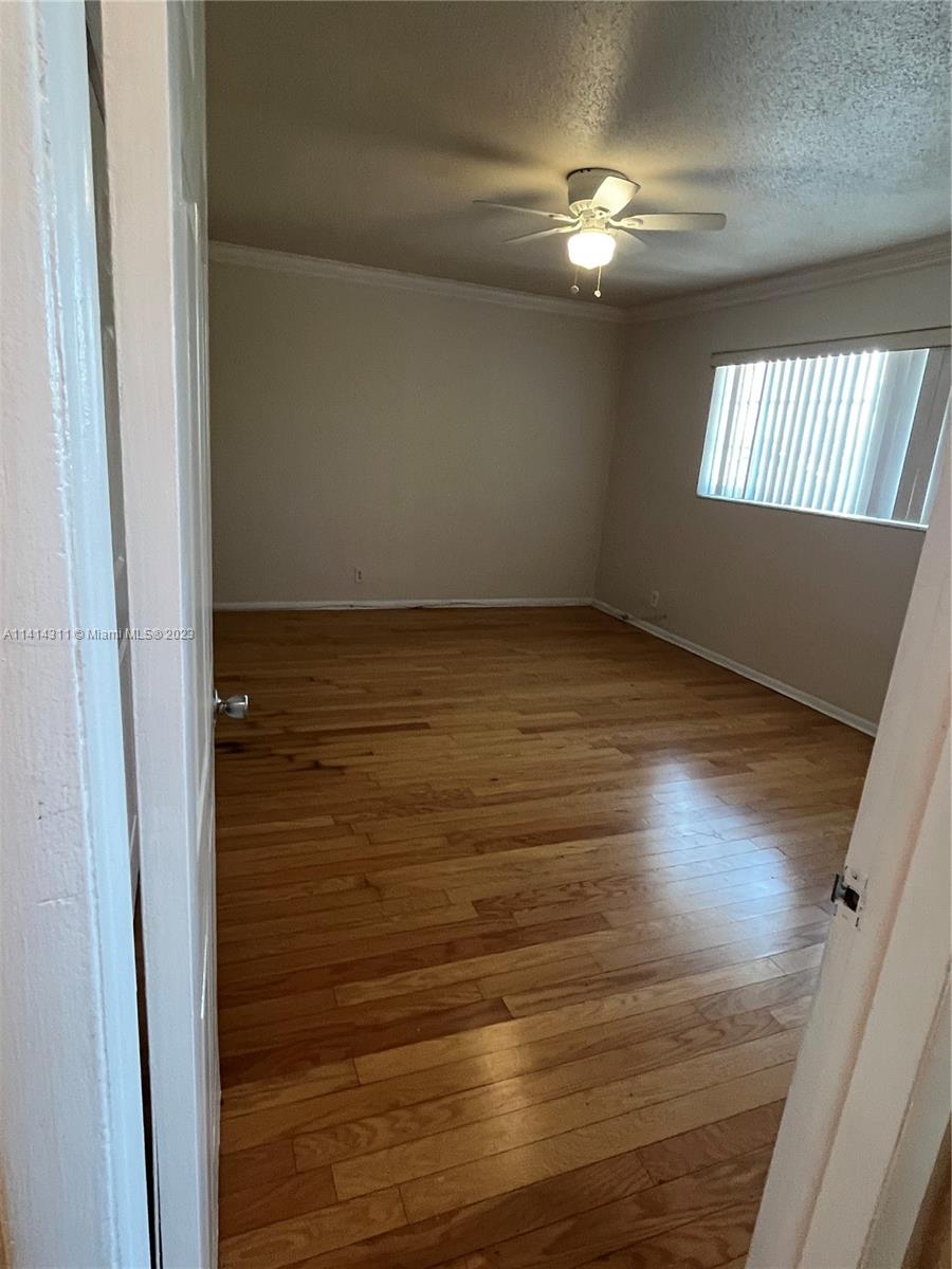 BEACH GARDEN CONDO - Residential Lease