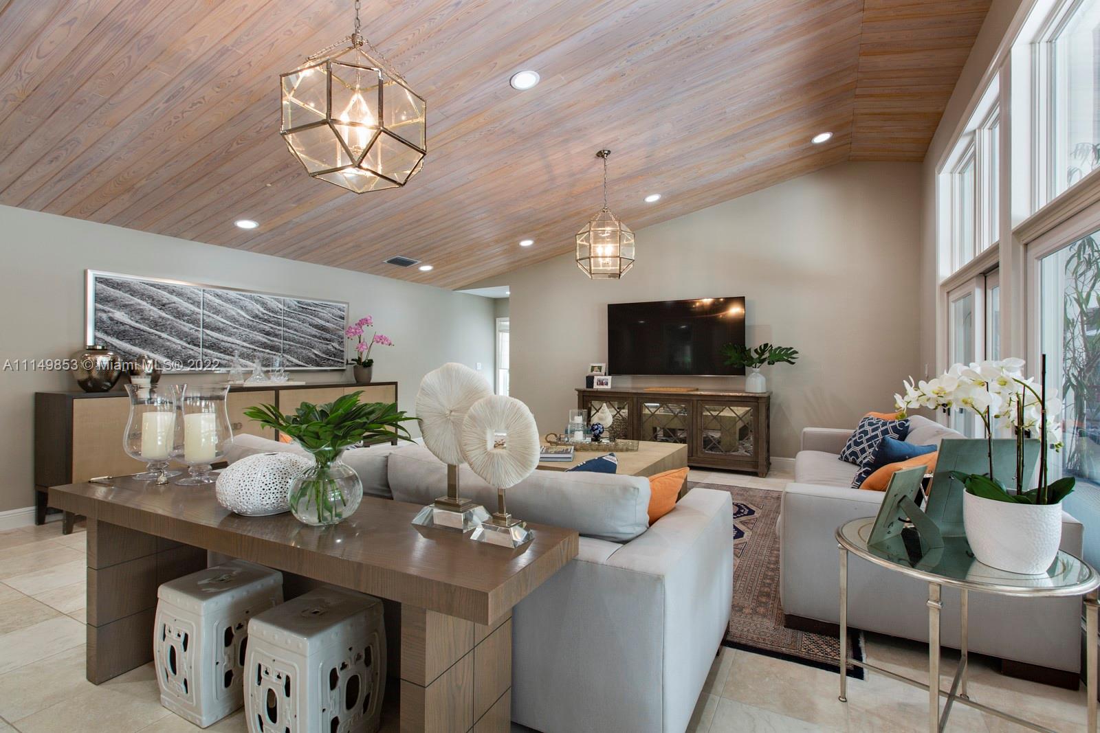 HELMS COUNTRY ESTATES RE- - Residential