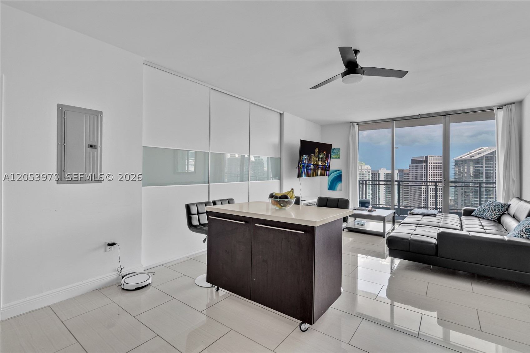 IVY CONDO - Residential Lease