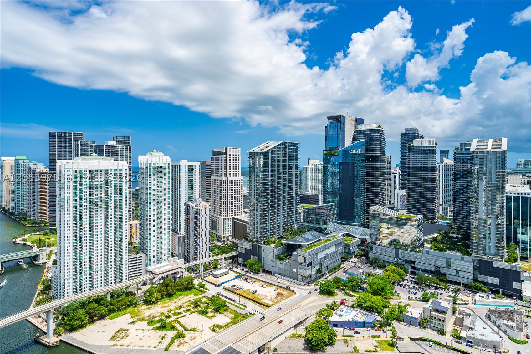 IVY CONDO - Residential Lease