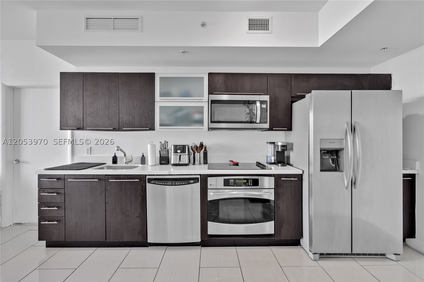 IVY CONDO - Residential Lease