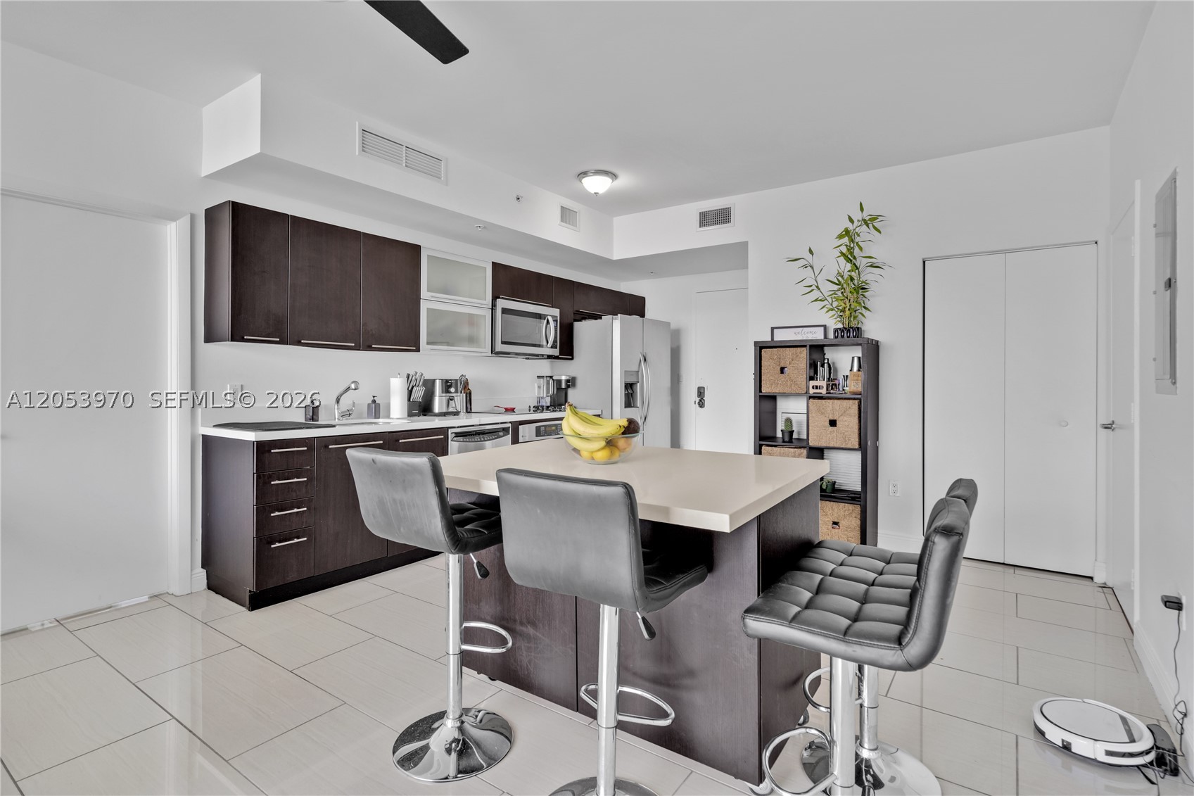 IVY CONDO - Residential Lease