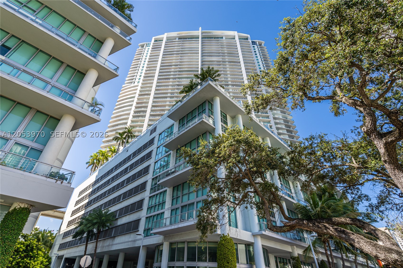 IVY CONDO - Residential Lease