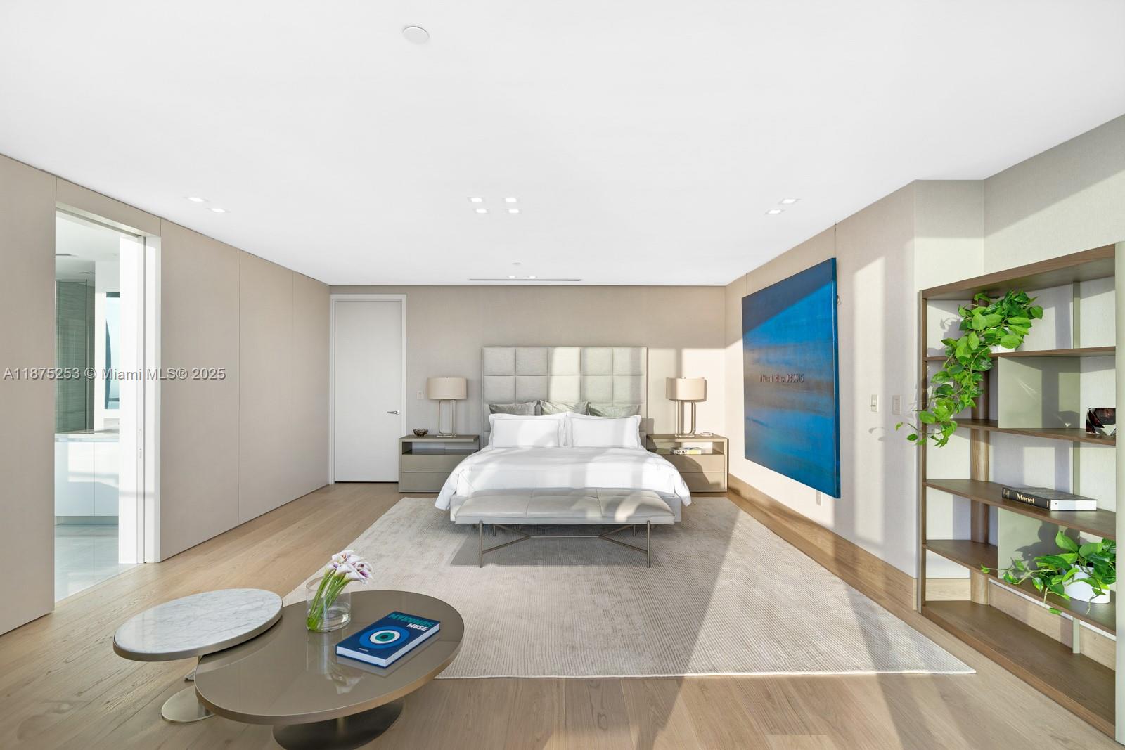 JADE SIGNATURE CONDO - Residential