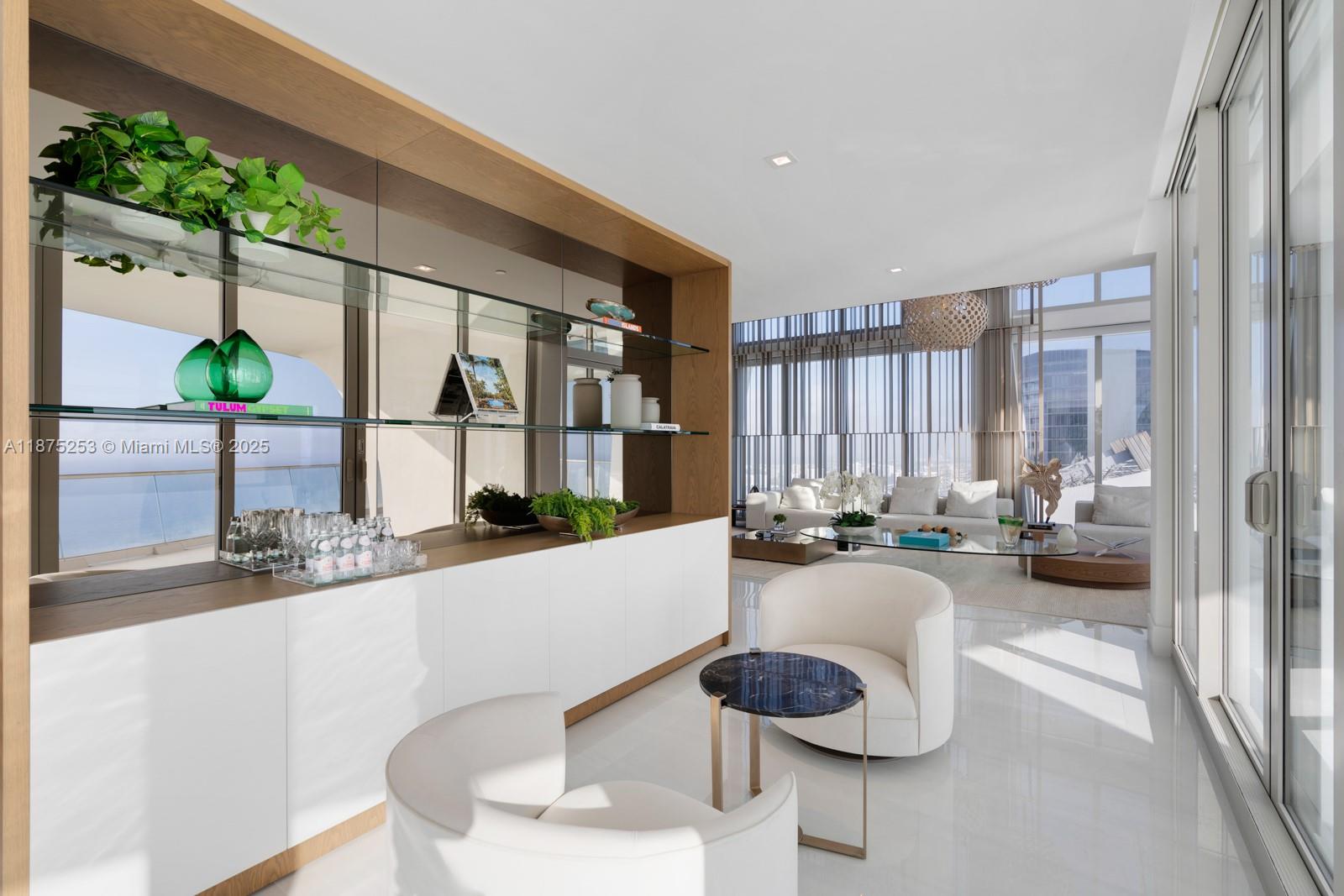 JADE SIGNATURE CONDO - Residential
