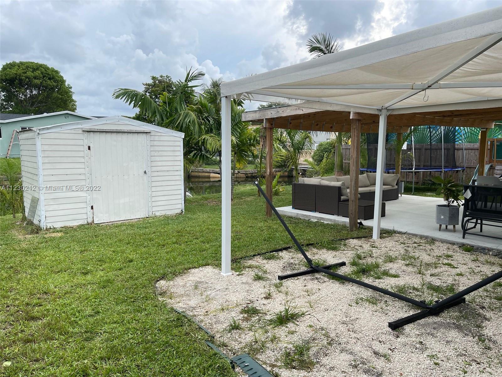 RO-LEN ACRES 2ND ADD - Residential